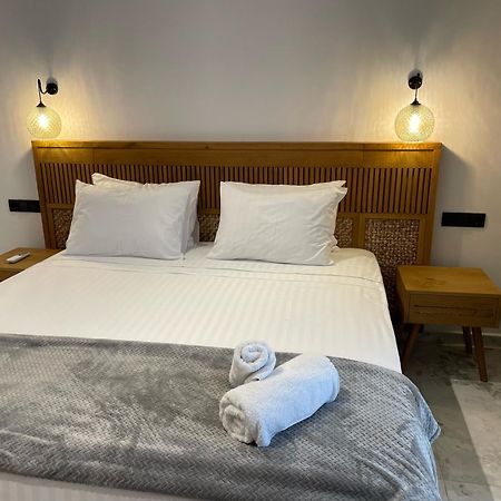 Latramys Suites Mikri Vigla Exteriör bild